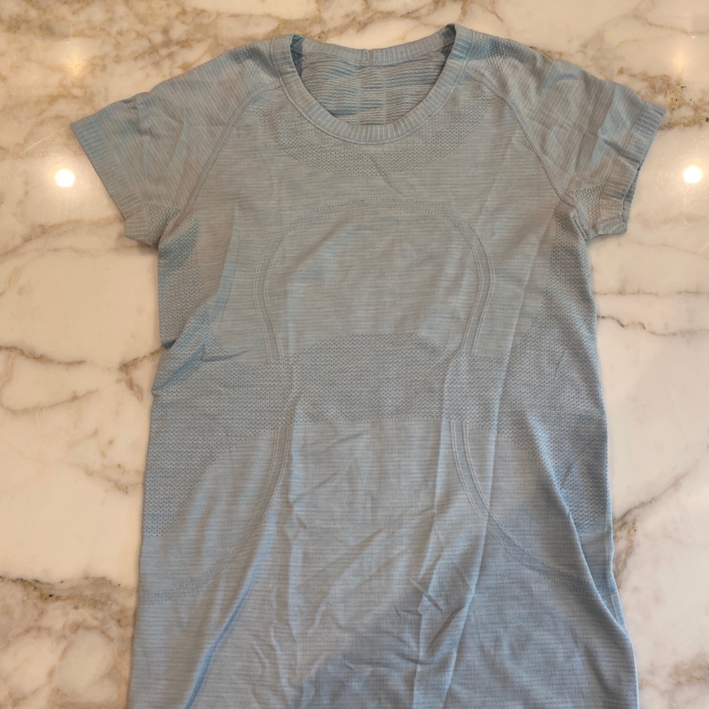 Lululemon swiftly tech